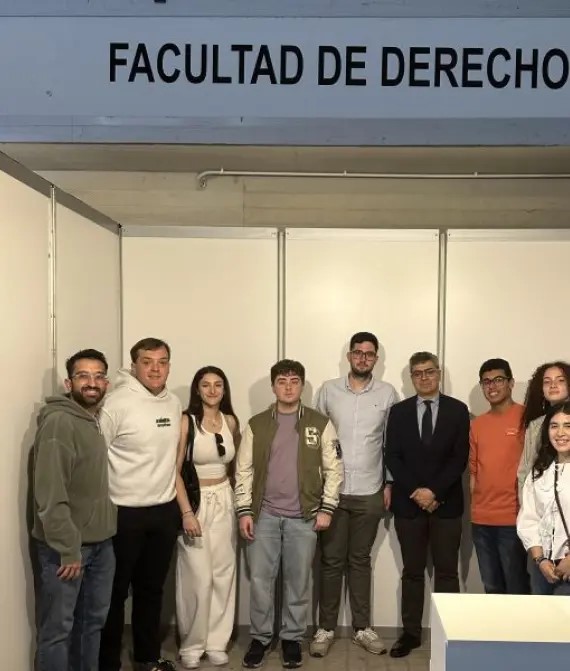 Foto Salón Estudiantil